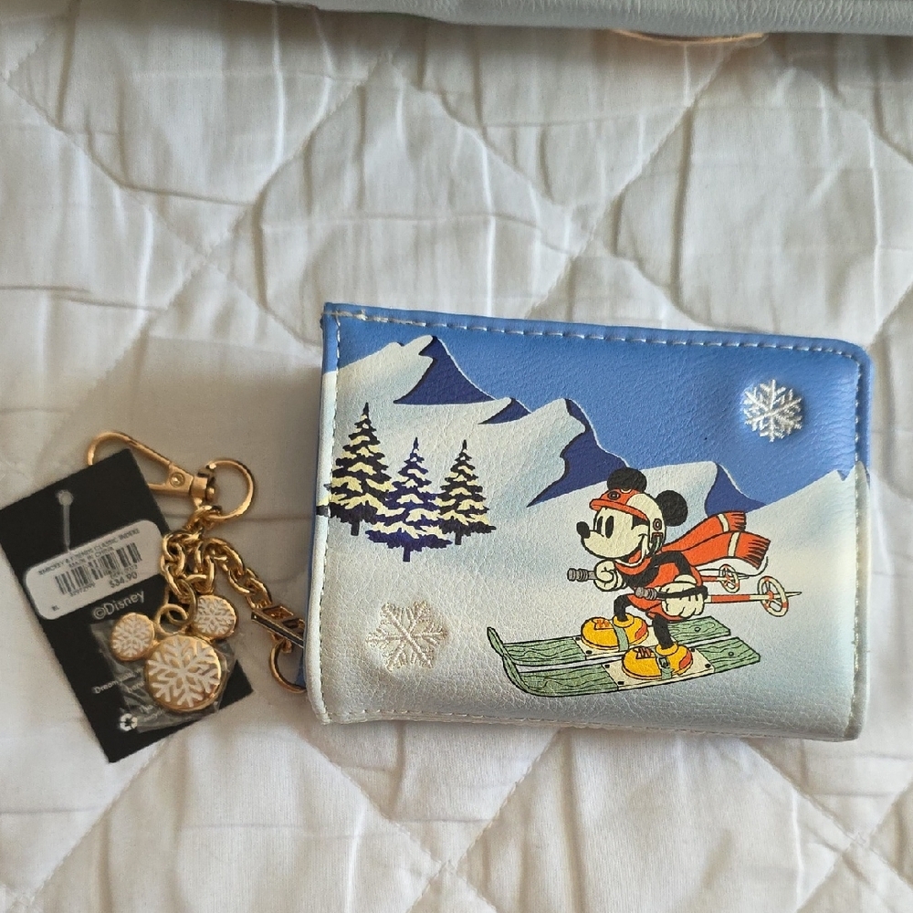 Disney Winter Wonderland Tote With Matching Wallet And Clutch - Picture 11 of 17